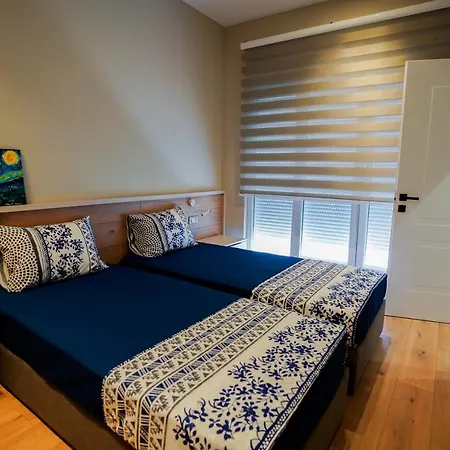 Klei's Daily * Tirana